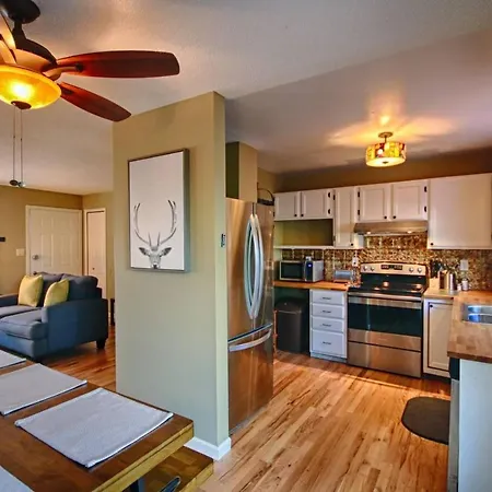 Red Rock Canyon Retreat & Garden Of The Gods-